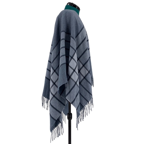 Lancioni 1973 NWT Blue Plaid Wool Blend Fringed Shawl, One Size - Picture 11 of 15